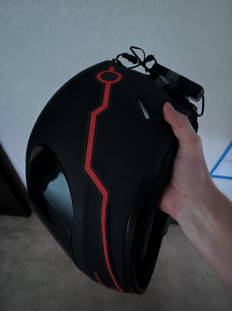 Casco con luz apagada